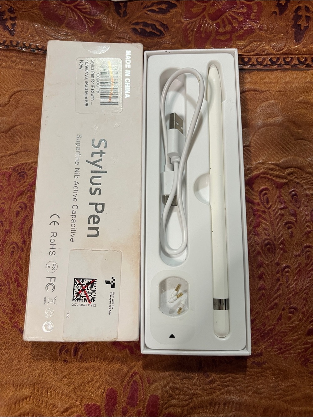 Apple White Active Stylus Pen with USB Charging Cable